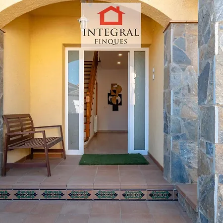 Jumping House In Calonge Holiday home