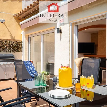 Jumping House In Holiday home *